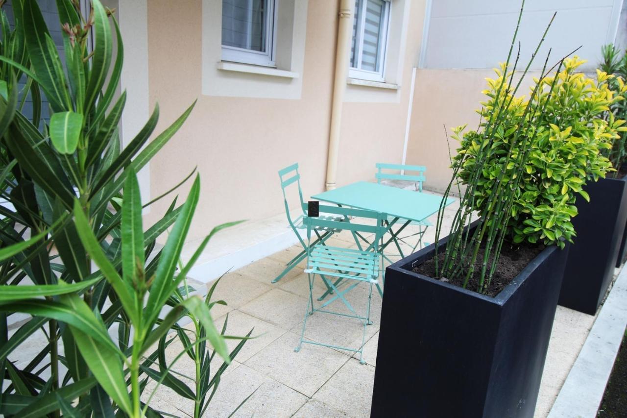 L'Evasion Lourdaise Terrasse Centre Parking Wifi Apartment Lourdes Exterior photo